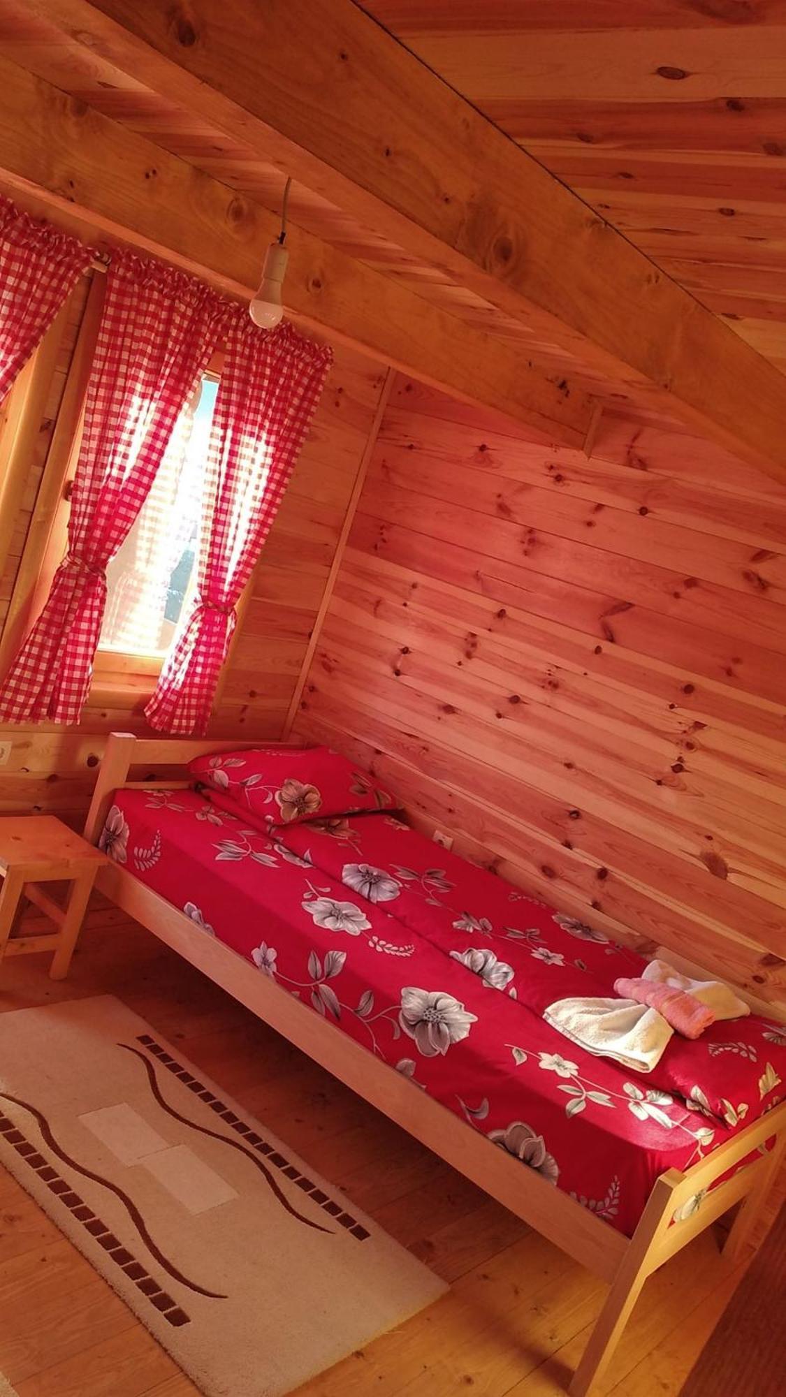 Eco Village Jasavic Плав Екстериор снимка